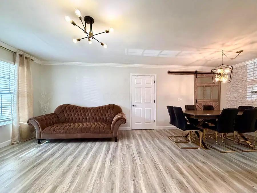 5412 Cedar, Columbus, OH 43228 - Image #3