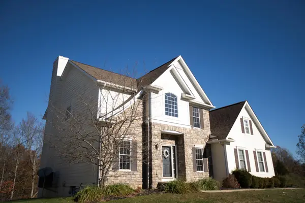 108 University Estates Boulevard, Athens, OH 45701