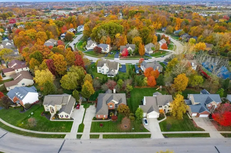 2251 Tucker Trail, Lewis Center, OH 43035 - Image #2