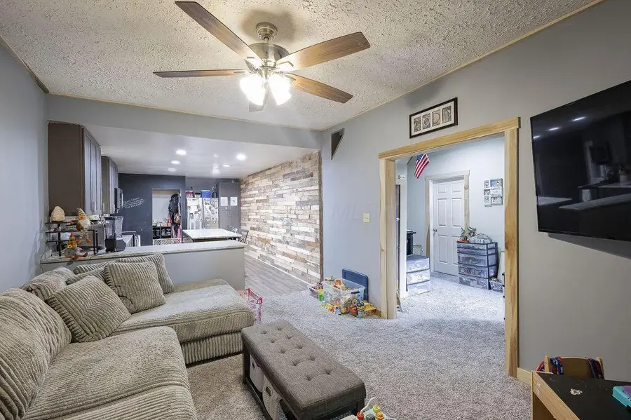 702 W Chestnut Street, Mount Vernon, OH 43050 - Image #3