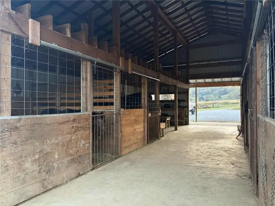 12940 Fallsburg Road, Frazeysburg, OH 43822 - Image #2