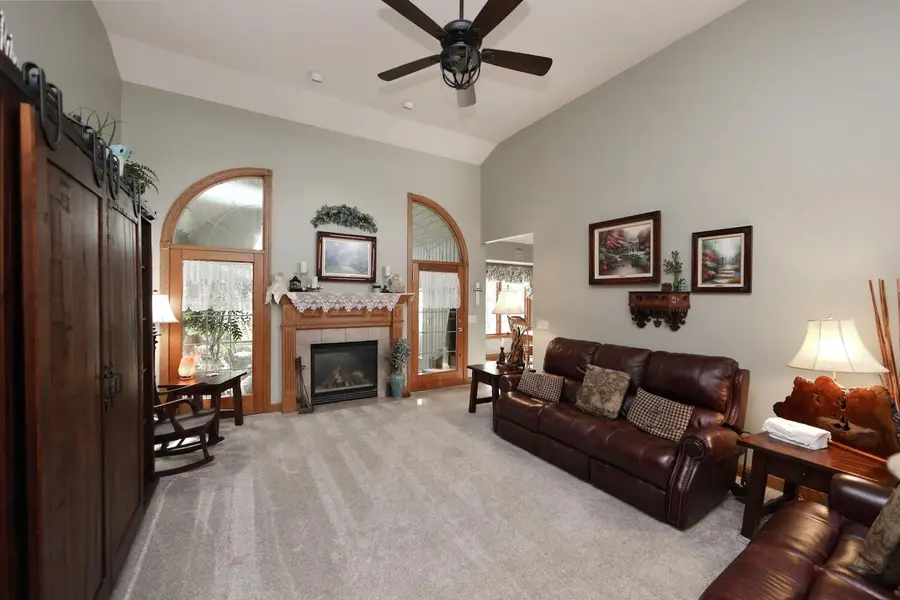 49 Woodlake Trail, Mount Vernon, OH 43050 - Image #3