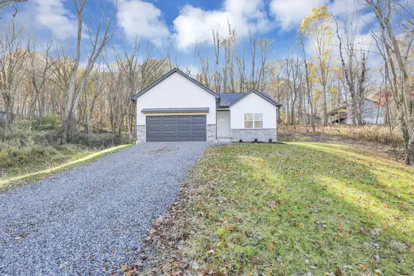 143 Grand Ridge Road, Howard, OH 43028