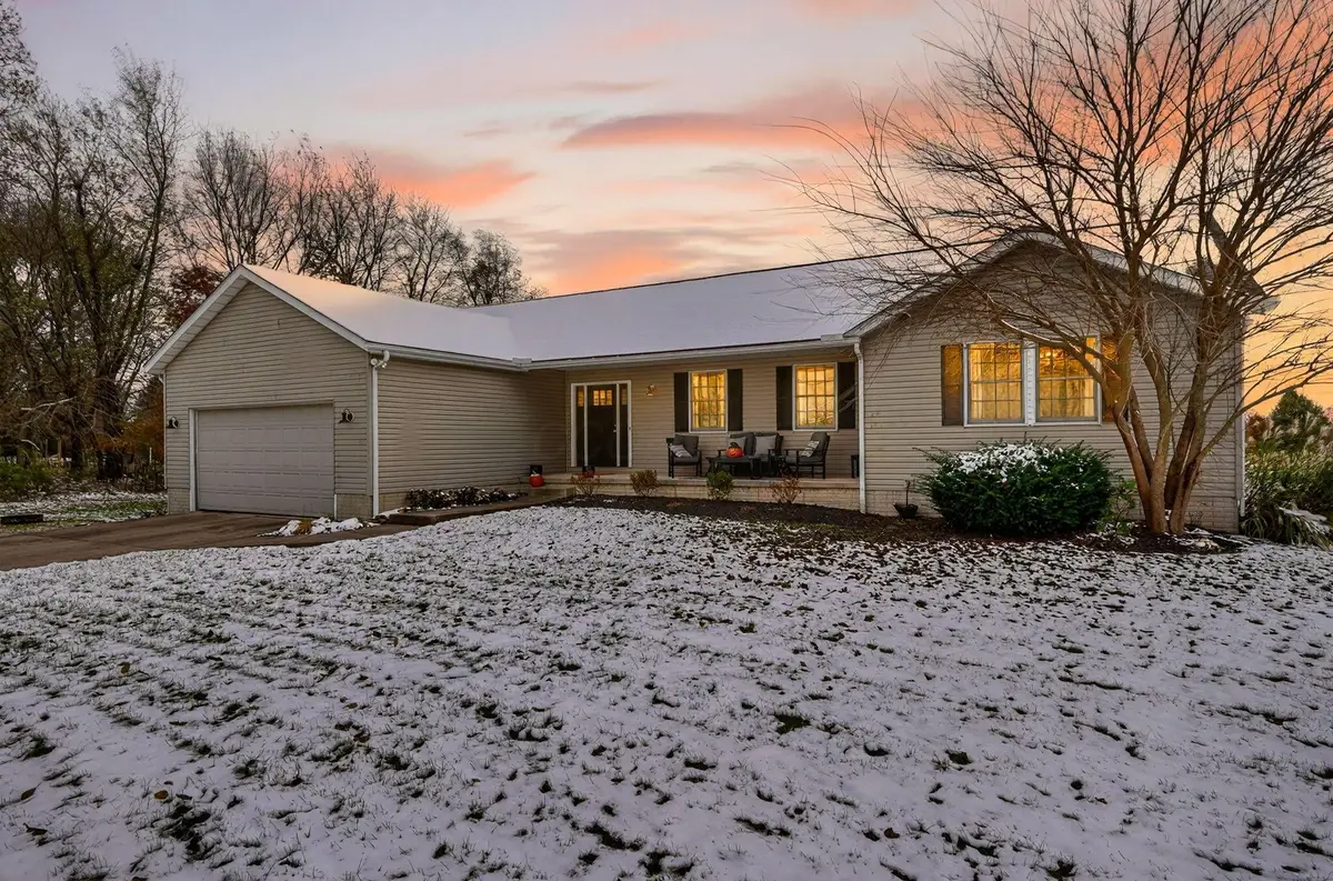 4751 Bickel Church Road Nw, Baltimore, OH 43105 - Image #1