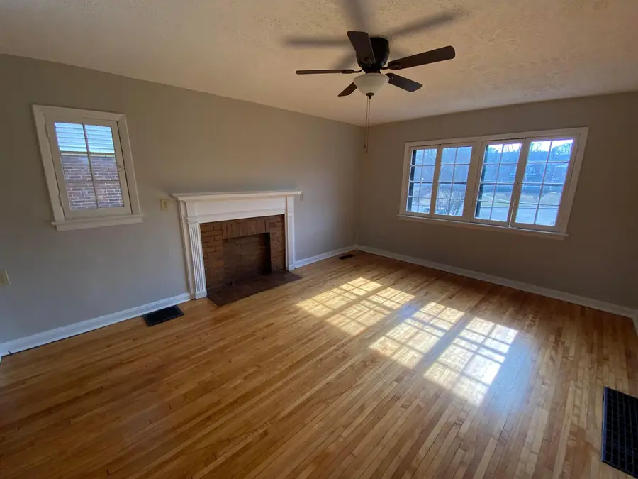 118 W Tulane Road, Columbus, OH 43202 - Image #3