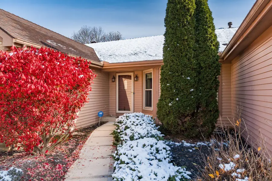 234 Muladore Drive, Powell, OH 43065 - Image #2