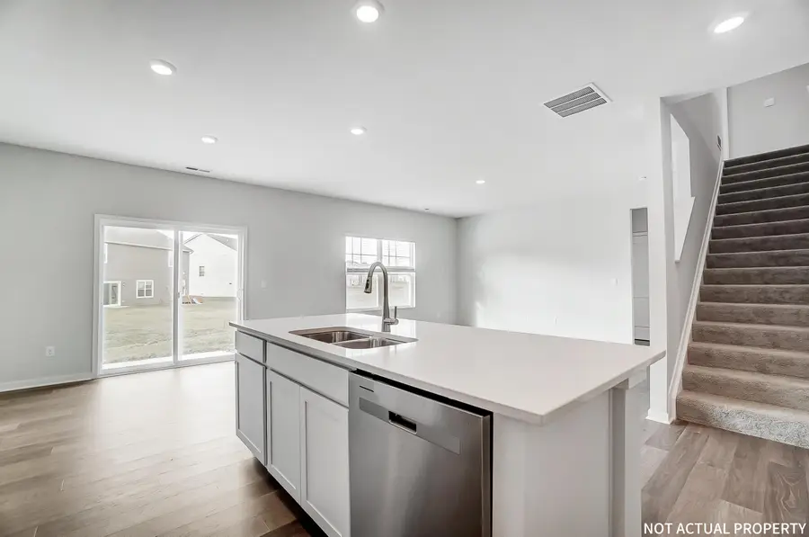 1009 Sherwood Loop, Bellefontaine, OH 43311 - Image #3