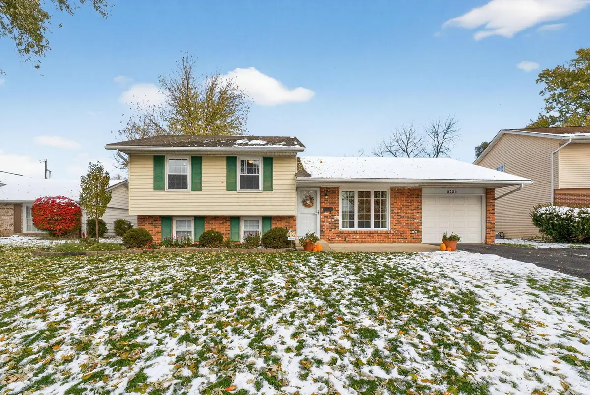 5236 Williamsburg Circle, Hilliard, OH 43026 - Image #1