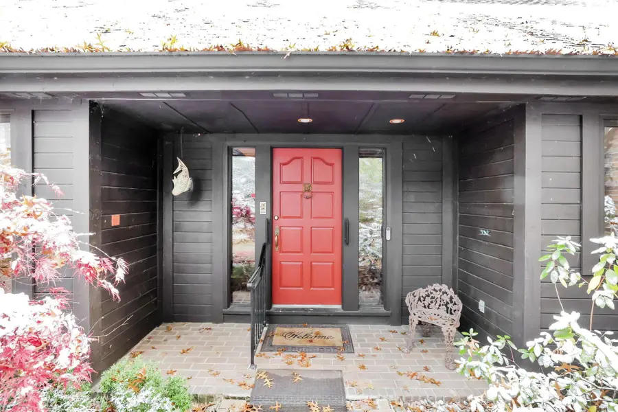 815 Old Woods Road, Columbus, OH 43235 - Image #2