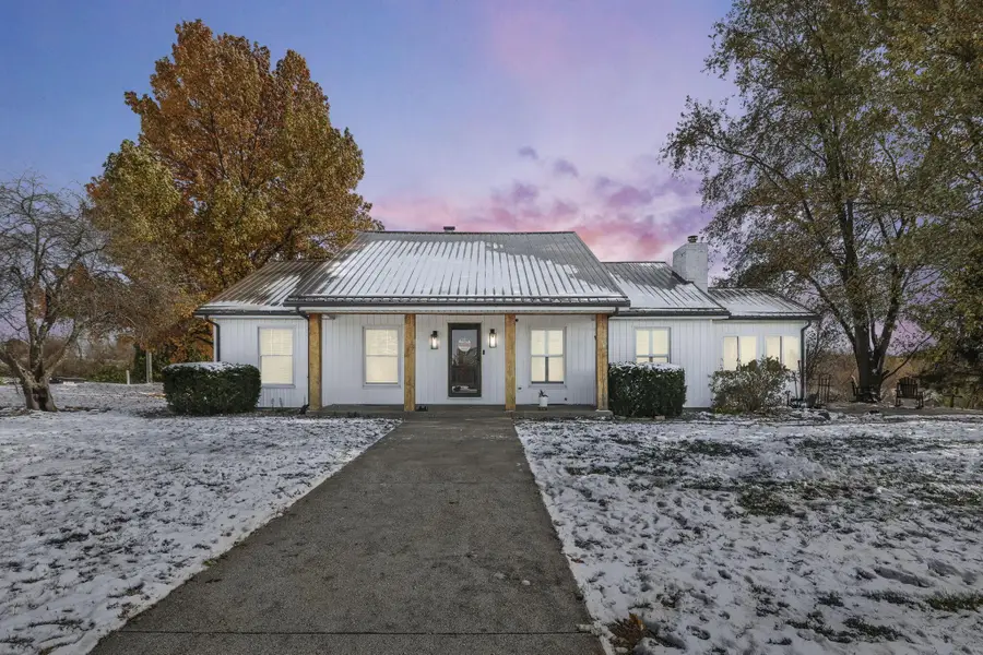 11219 Dingess Road, Circleville, OH 43113 - Image #2