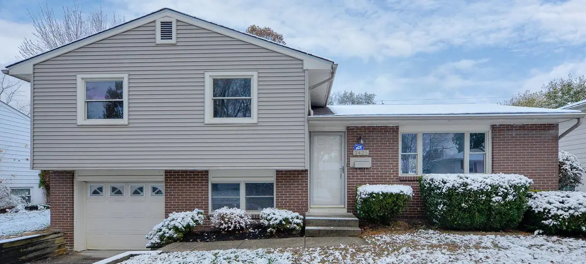 3426 Dahlgreen Drive, Westerville, OH 43081 - Image #1