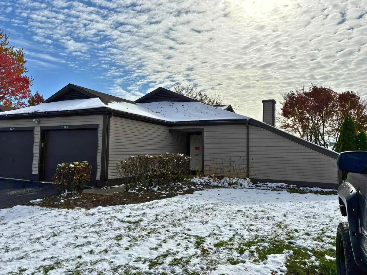 5261 Marci Way, Columbus, OH 43228 - Image #1