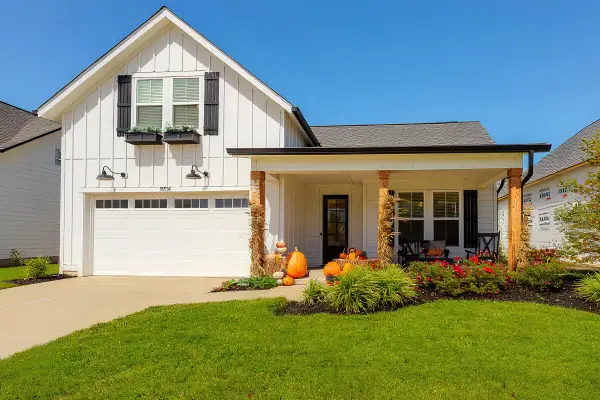 8838 Eliot Drive, Plain City, OH 43064