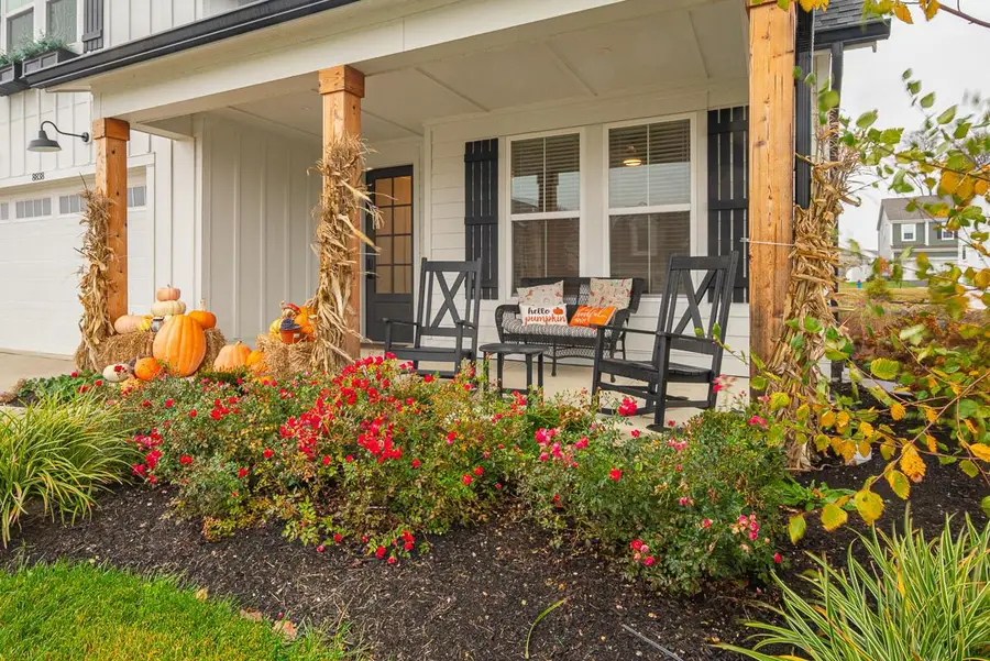 8838 Eliot Drive, Plain City, OH 43064 - Image #3