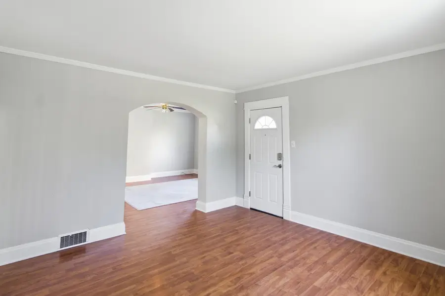 2255 Harrisburg Pike, Grove City, OH 43123 - Image #3