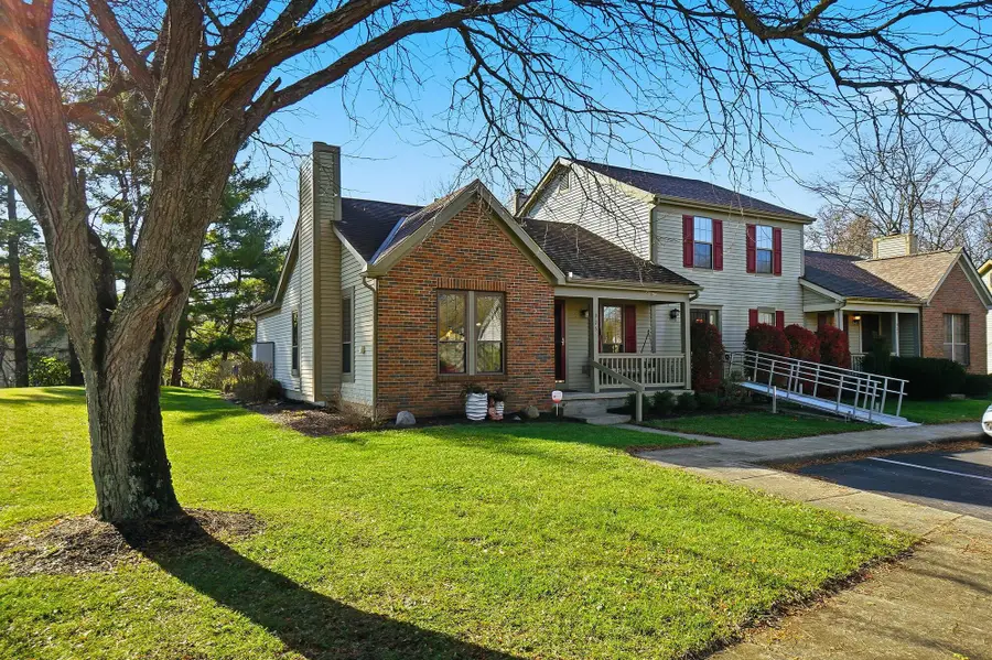 925 Crofton Place, Reynoldsburg, OH 43068 - Image #3