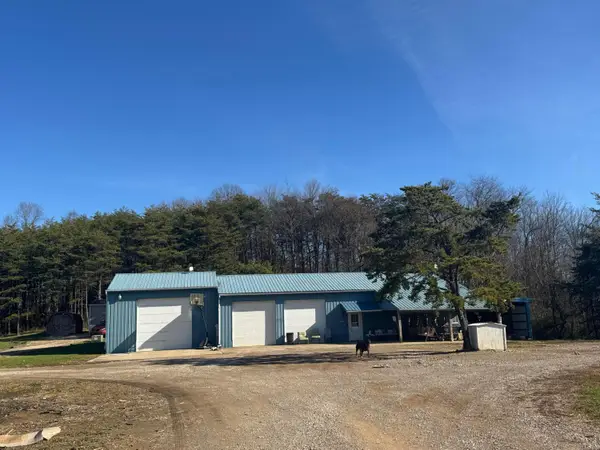 18732 Griffith Road, Logan, OH 43138