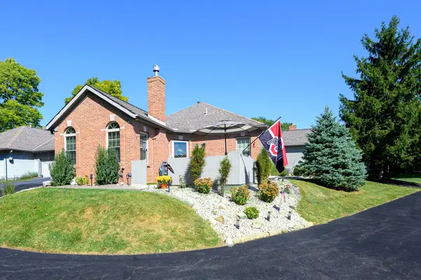 305 Pine Ridge Court, Bellefontaine, OH 43311