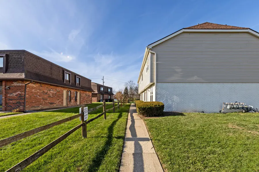 19 Hedgerow Lane, Delaware, OH 43015 - Image #3