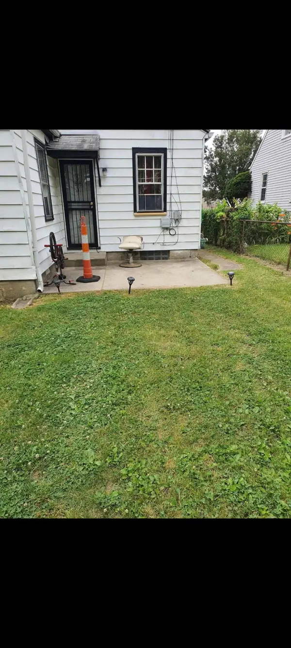 1316 E 16th Avenue, Columbus, OH 43211