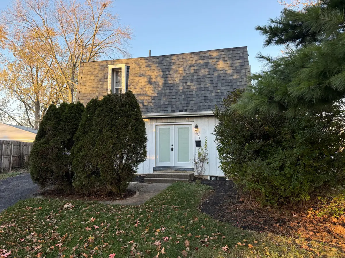 2084 Brookfield Road, Columbus, OH 43229 - Image #1