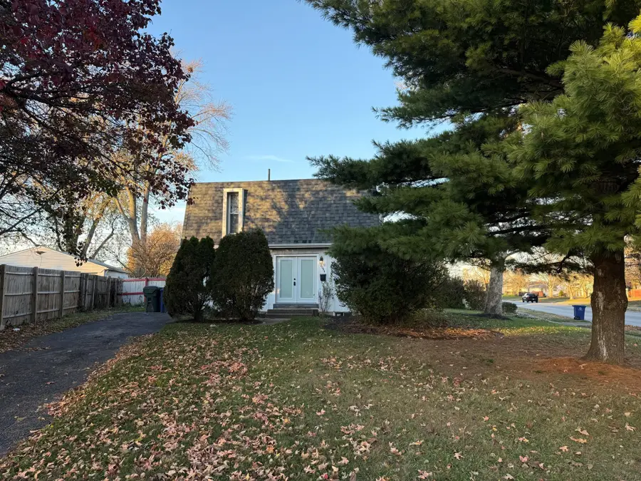 2084 Brookfield Road, Columbus, OH 43229 - Image #2