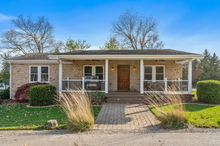 35 E Muskingum Drive, Powell, OH 43065 - Image #2