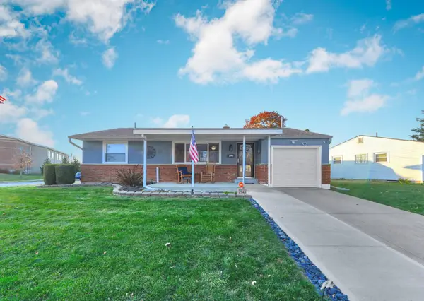 2945 Voeller Circle, Grove City, OH 43123