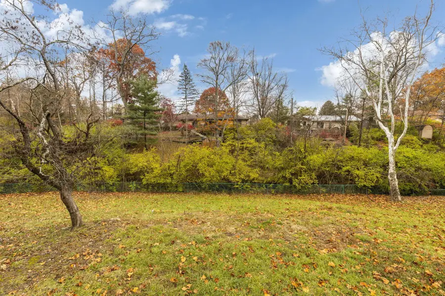 834 Persimmon Place, Columbus, OH 43213 - Image #3