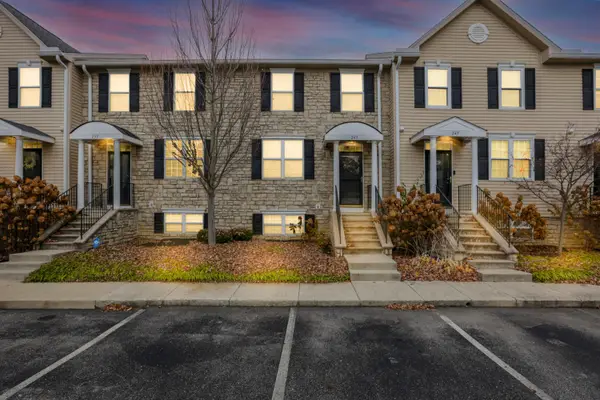 243 Oxford Oak Drive, Blacklick, OH 43004