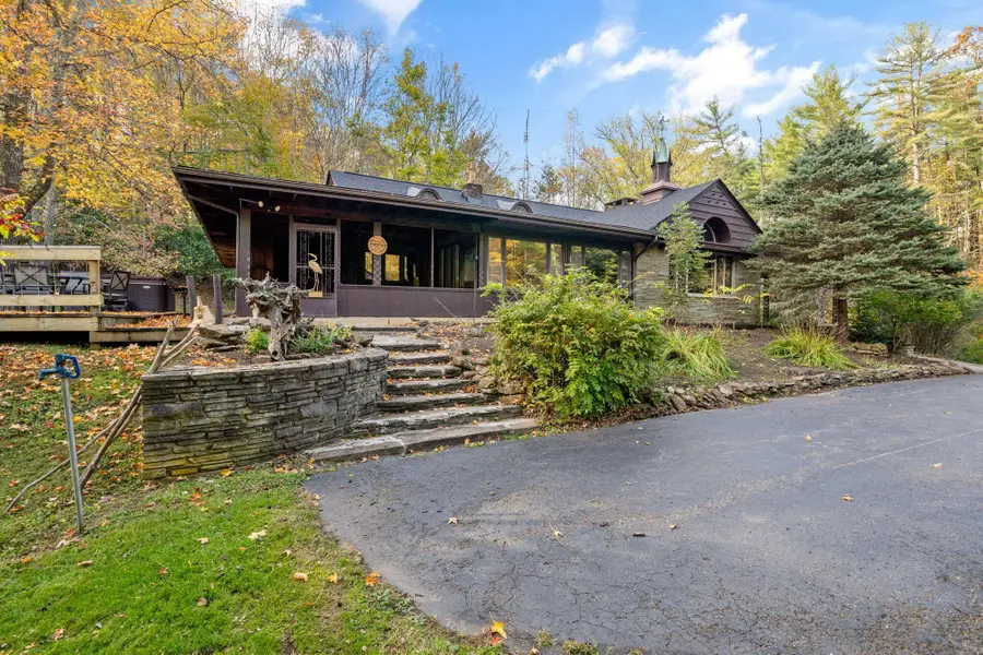 27601 Leater Road, Rockbridge, OH 43149 - Image #2