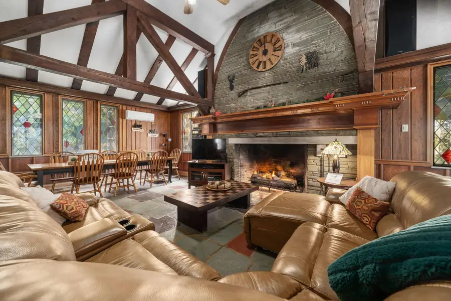 27601 Leater Road, Rockbridge, OH 43149 - Image #3