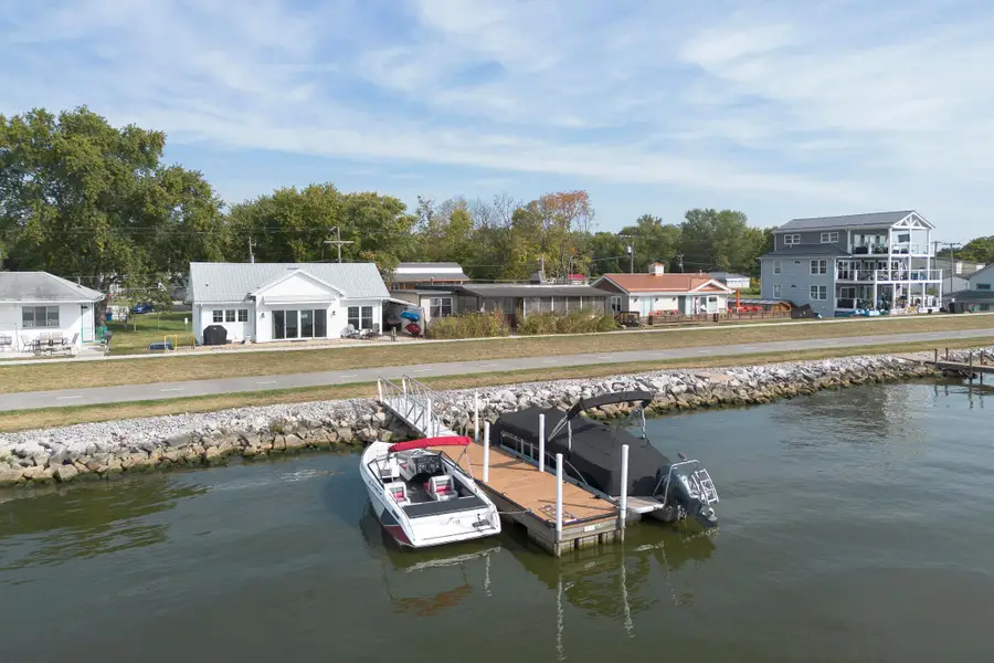 3371 Shepard Avenue Ne, Millersport, OH 43046 - Image #2