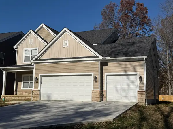 3832 Emmons Avenue, Columbus, OH 43219