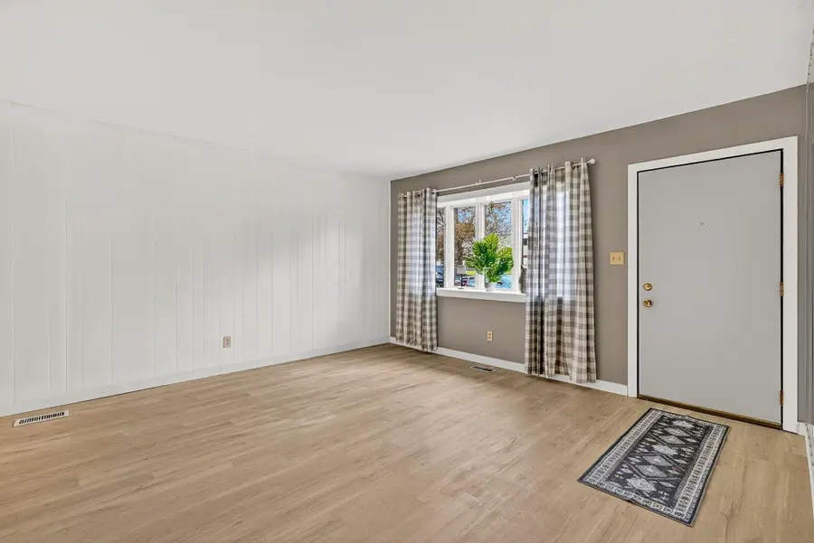 1320 Nancy Lane, Columbus, OH 43227 - Image #3