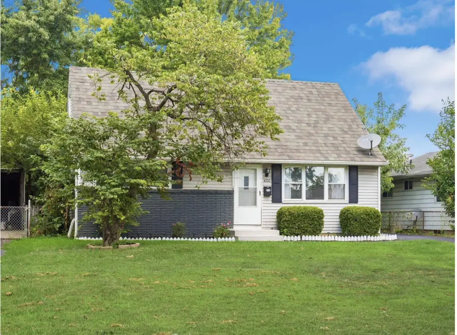 4220 Atlanta Drive, Columbus, OH 43228 - Image #2