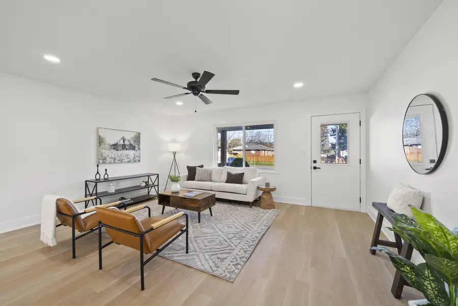 2929 Briggs Road, Columbus, OH 43204 - Image #3