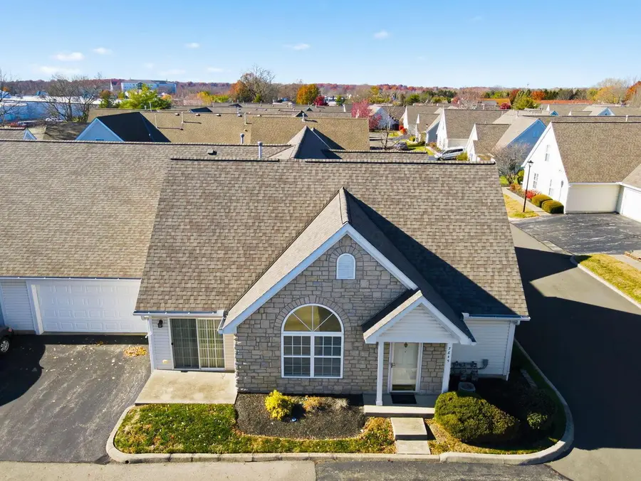 7845 Meadowlark Lane S, Reynoldsburg, OH 43068 - Image #2