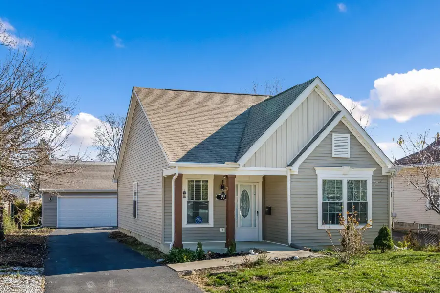 110 Pasadena Avenue, Columbus, OH 43228 - Image #2