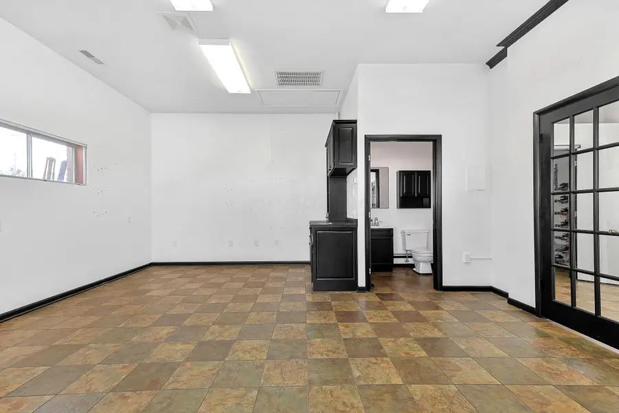 1863 Cherry Valley Road, Newark, OH 43055 - Image #2