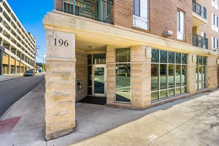 196 S Grant Avenue, Columbus, OH 43215 - Image #2