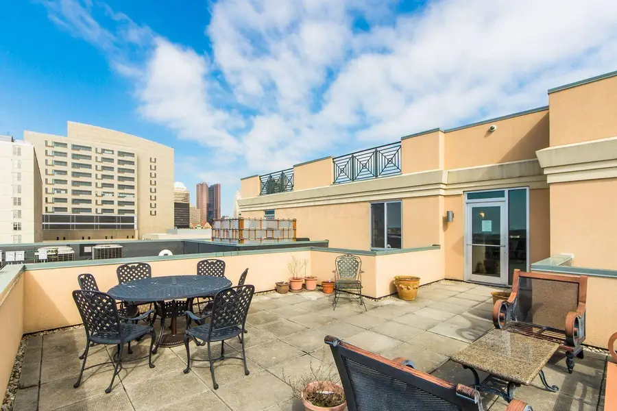 196 S Grant Avenue, Columbus, OH 43215 - Image #3