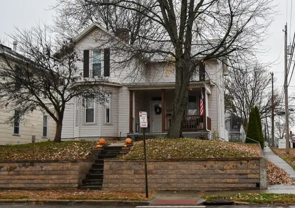 571 E Chestnut Street, Lancaster, OH 43130