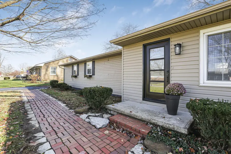 944 Fieldson Drive, Heath, OH 43056 - Image #2