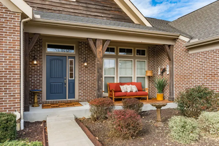 886 Ballater Drive, Delaware, OH 43015 - Image #2