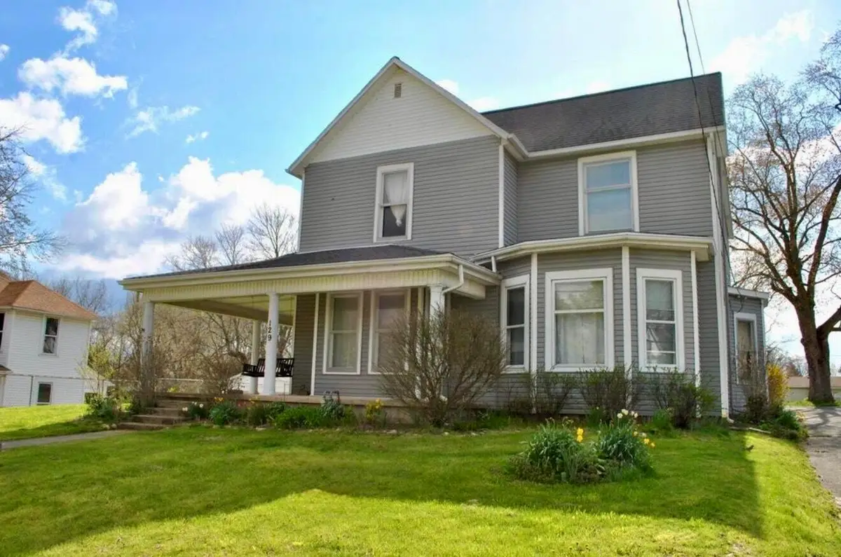 129 W Columbus Street, Mount Sterling, OH 43143 - Image #1