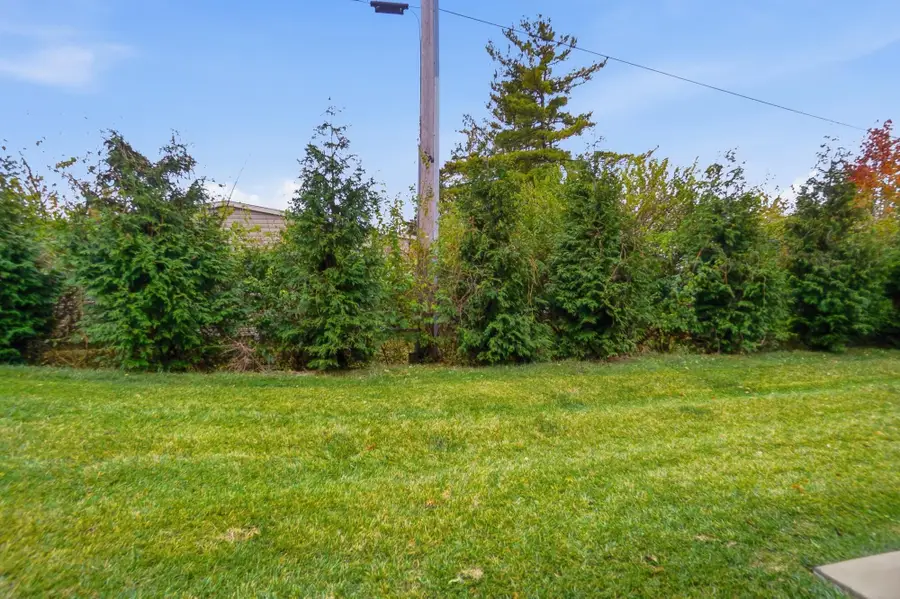 221 Falcon Street, Bellefontaine, OH 43311 - Image #3