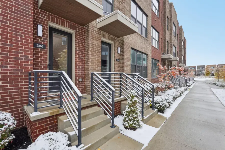 286 Dickenson Street, Columbus, OH 43215 - Image #3