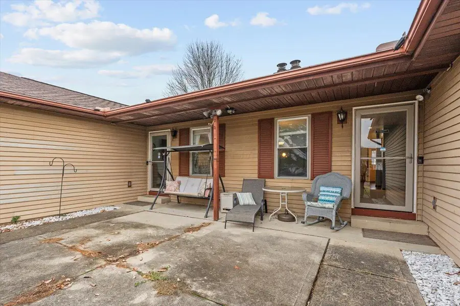 6424-6426 Birchview Drive N, Reynoldsburg, OH 43068 - Image #2