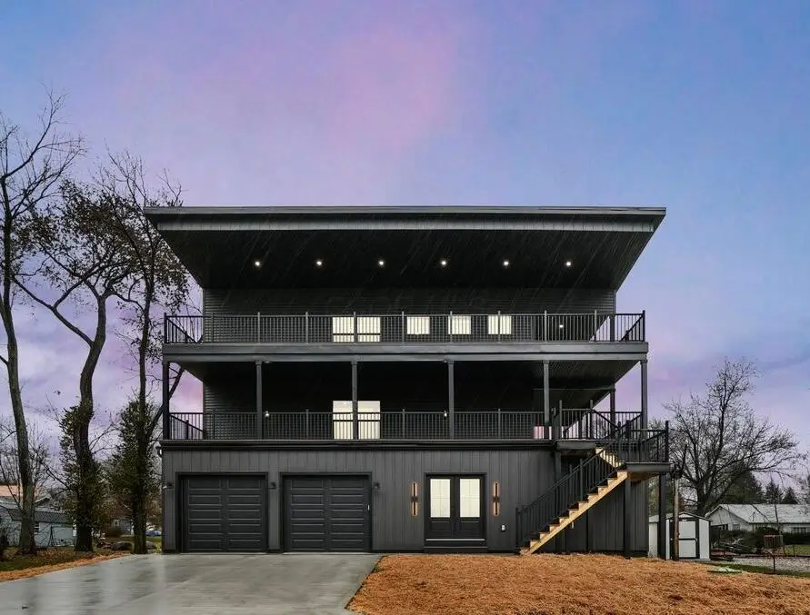 557 Lexington Avenue, Thornville, OH 43076 - #2